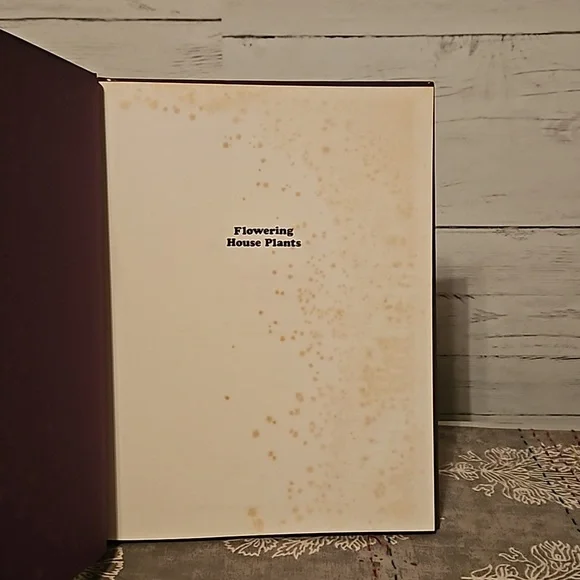 Vintage | Pair of Time-Life Houseplant Encyclopedia Books - Picture 7 of 8